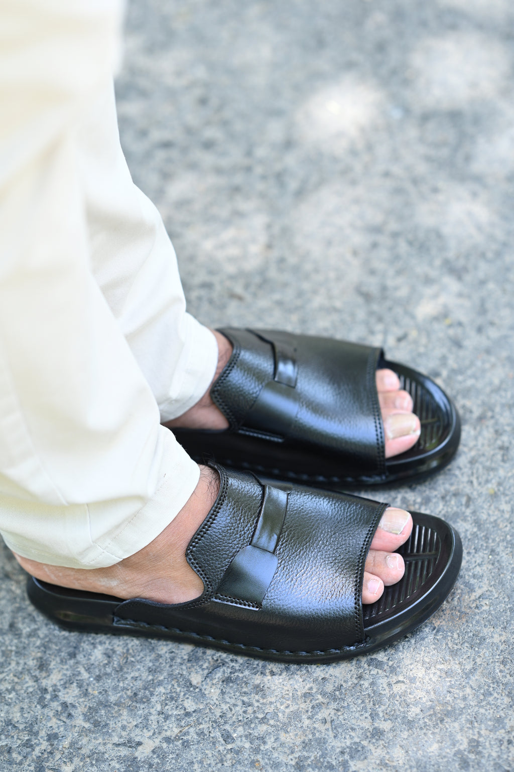 MEN ROYAL LEATHER SLIPPER